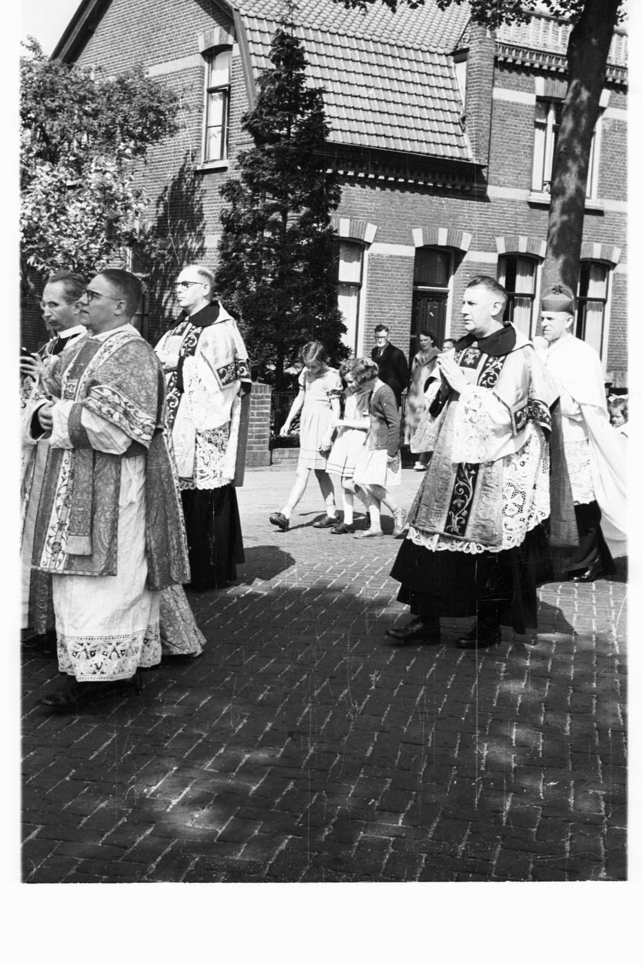 processiespoorstraata1952.jpg